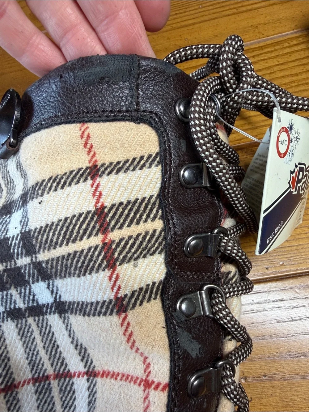 Pajar Canada Tall Plaid Winter Boots – NWT – Size 8/8.5 (EU 39)
